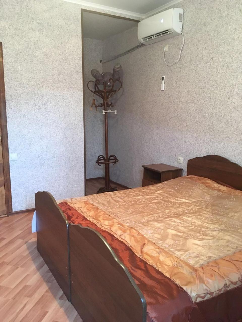 Esnat Guest House Титова 25А Σουχούμι Εξωτερικό φωτογραφία